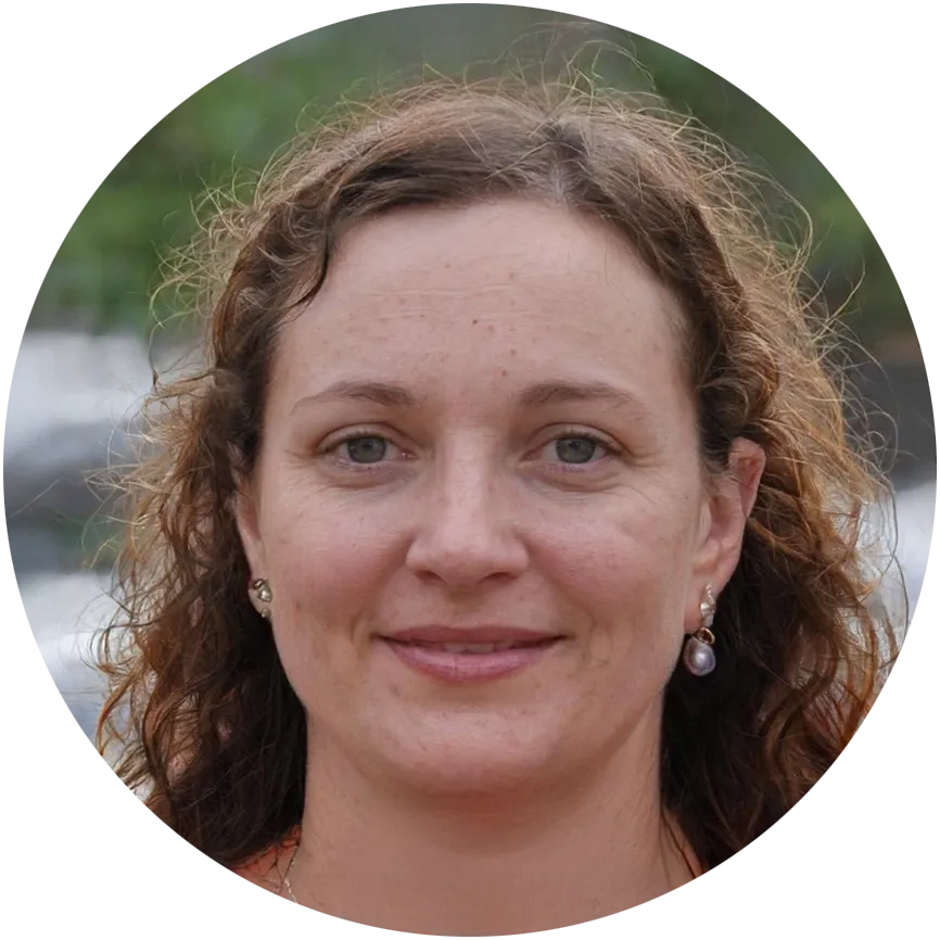 Sienna Halloran, Reader Support Manager